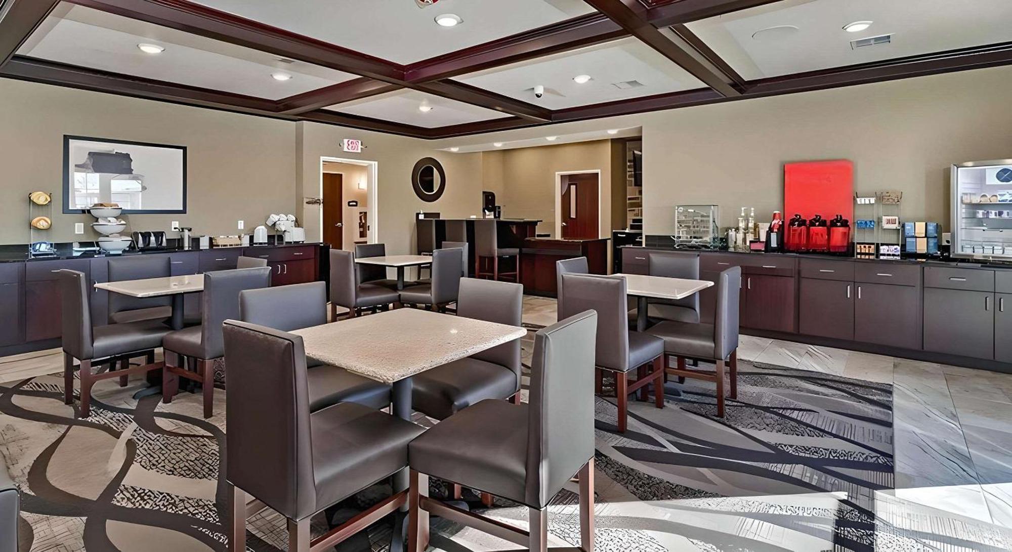 Cobblestone Hotel&Suites - Morgan Exterior foto